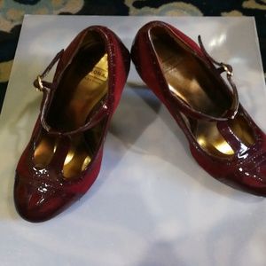 3" dress shoe